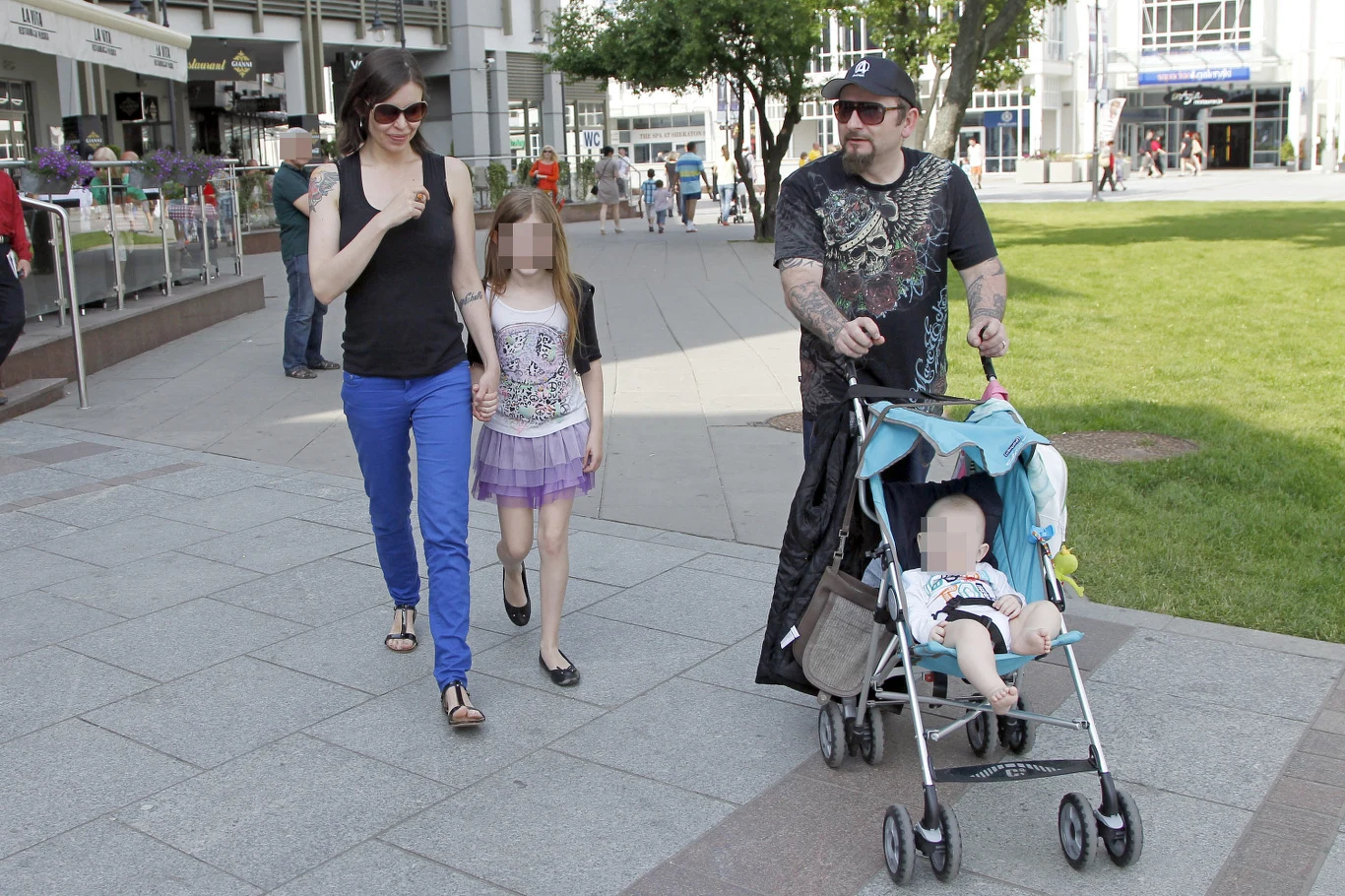 Joanna Krochmalska i Liroy z dziećmi, 2013 rok