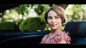 Weronika Książkiewicz w filmie "Szczęścia chodzą parami"