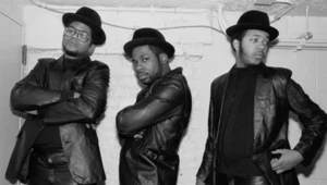 Skład Run-DMC. Od lewej: Darryl McDaniels, Jason William Mizell, Joseph Simmons