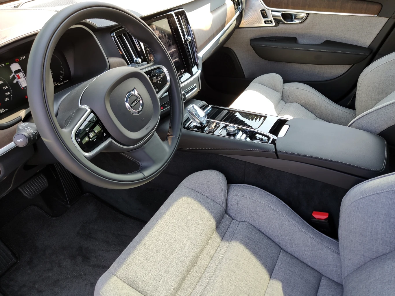 Volvo V90 T8 Recharge