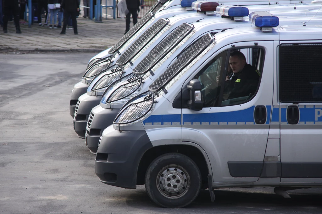 Policjantka prowadziła fiata ducato (fot. ilustracyjne) Policjantka prowadziła fiata ducato (fot. ilustracyjne)