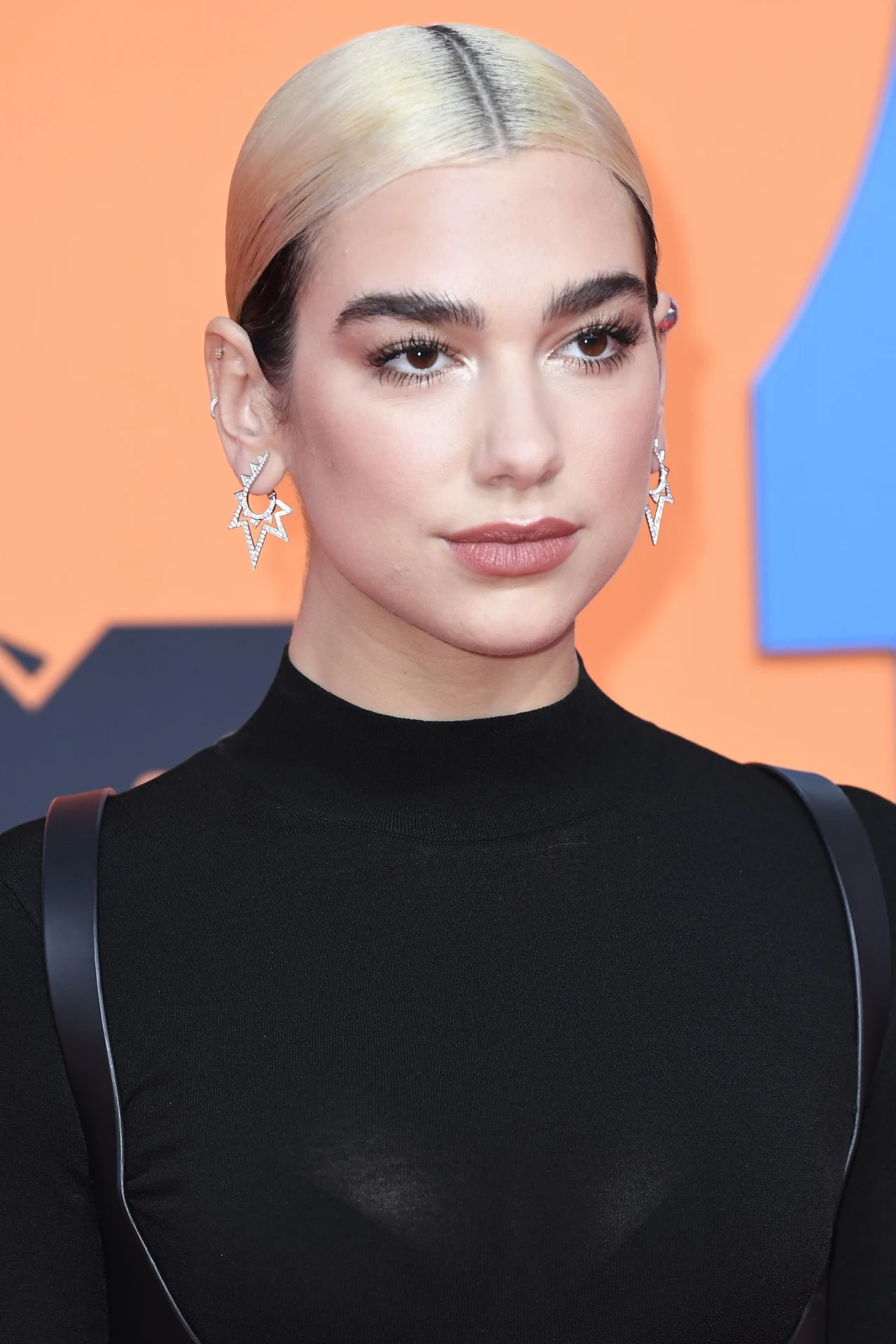 Dua Lipa W Trzy Lata Dorobi a Si Fortuny Jest Najlepiej Zarabiaj c Dua Lipa W Trzy Lata Dorobi a Si Fortuny Jest Najlepiej Zarabiaj c