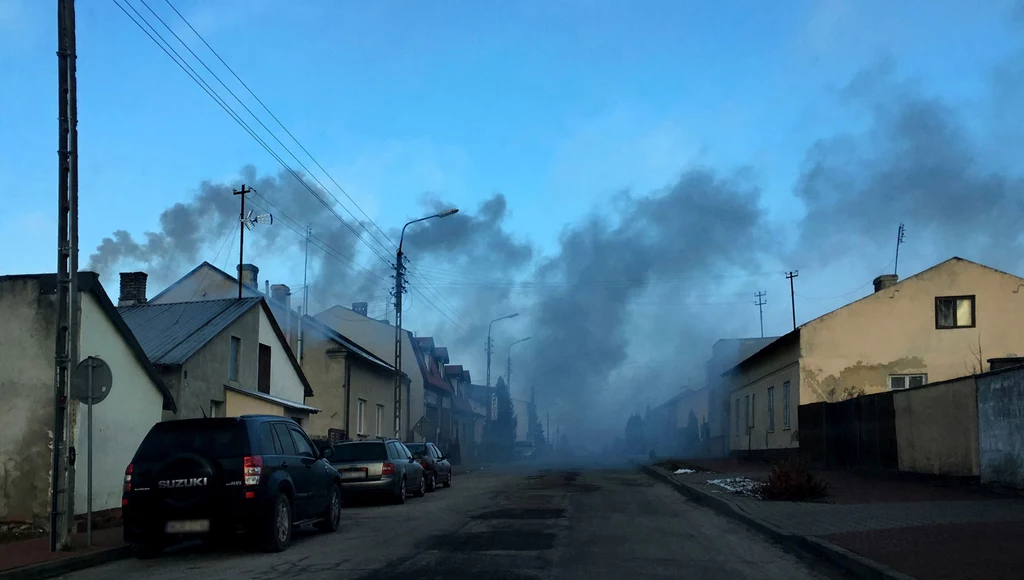 Polska wieś dusi się w smogu Polska wieś dusi się w smogu