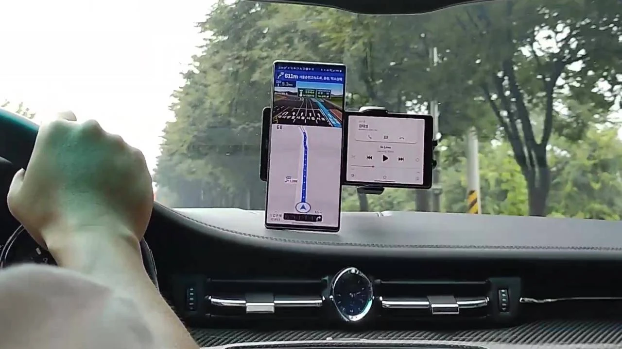 zrzut ekranu z filmu YouTube zrzut ekranu z filmu YouTube