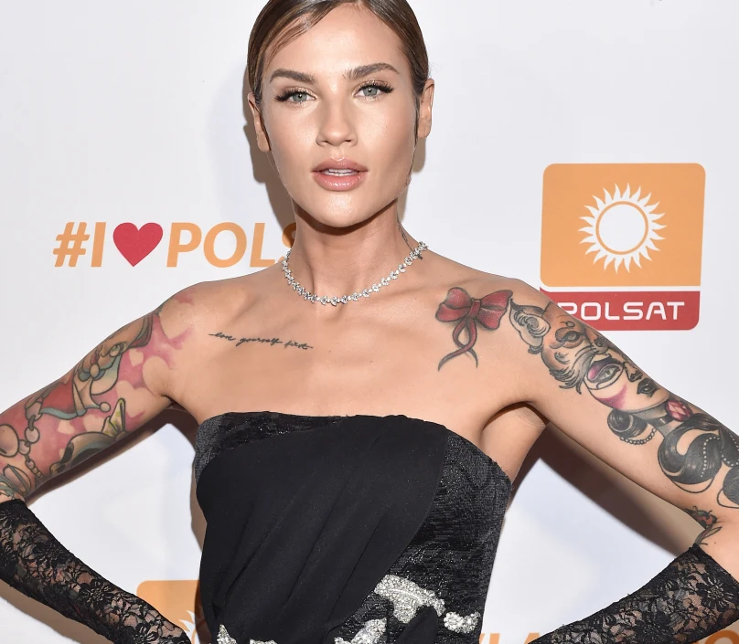 Karolina Gilon Karolina Gilon