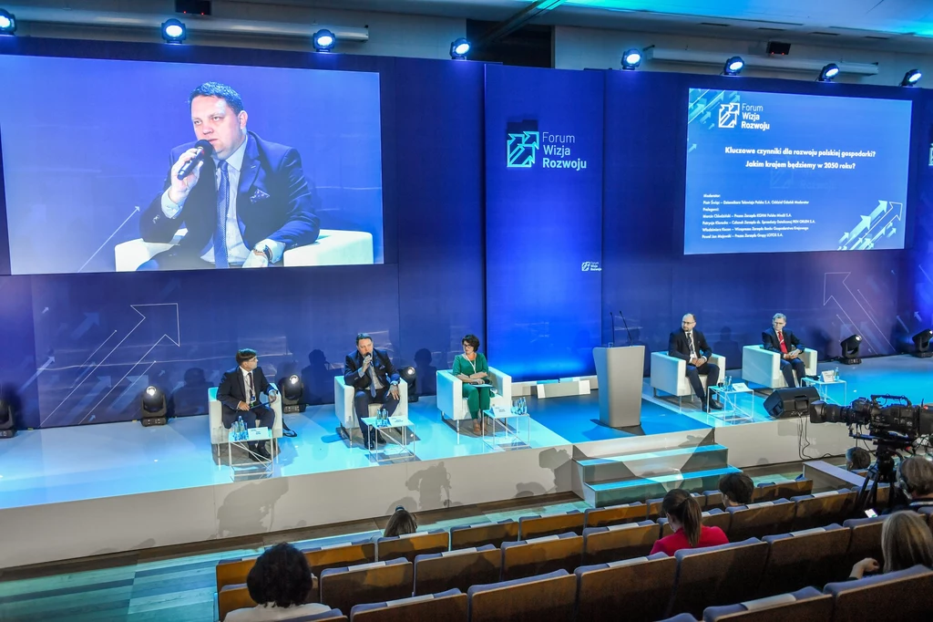 III Forum Wizja Rozwoju, debata: "Kluczowe czynniki dla rozwoju polskiej gospodarki? Jakim krajem będziemy w 2050 roku?".