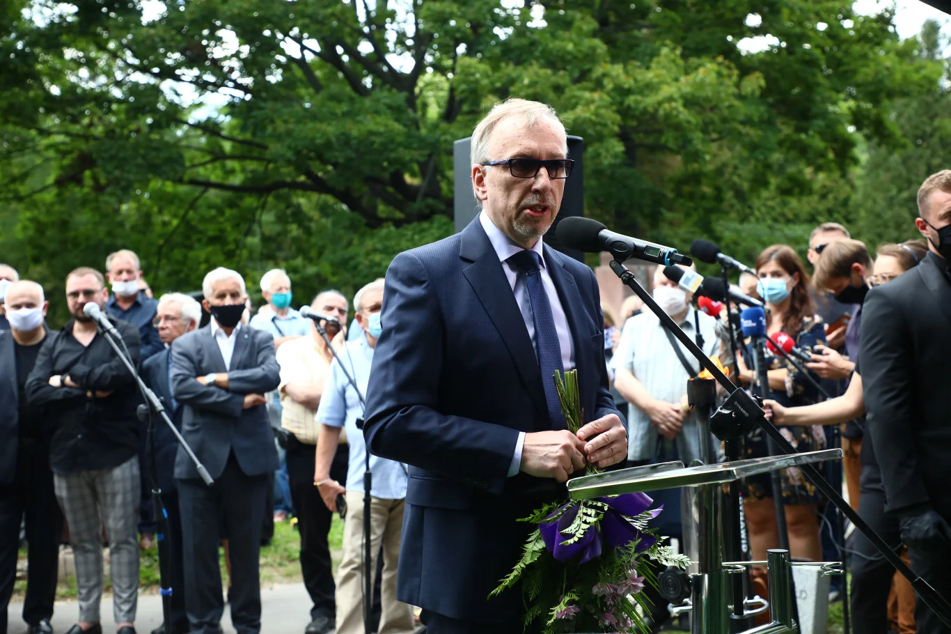 Bogdan Zdrojewski na pogrzebie Ewy Demarczyk