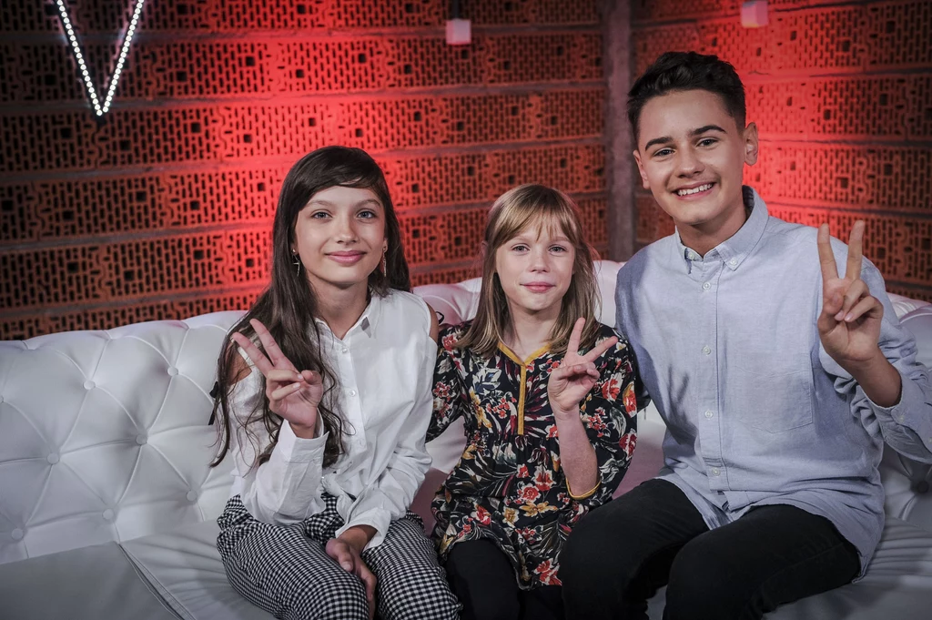 Lena Marzec w "The Voice Kids" razem z Viki Gabor i Michałem Szczurkiem