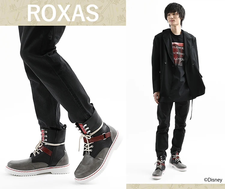 A mowa o pięciu parach butów stworzonych przez japońską firmę odzieżową Super Groupies, które reklamowane są hasłem “Anime into Fashion!”. Te nawiązują do obuwia noszonego w grze przez bohaterów, więc teraz każdy może poczuć się jak Sora, Riku, Kairi, Roxas i Axel. A jak to wygląda? Dokładnie tak, jak buty postaci z japońskich RPG - skóra, klamry, łańcuchy i rock’n’rollowe zacięcie. Nie da się jednak ukryć, że żadne nie są przesadzone i jak najbardziej nadają się do noszenia na co dzień.