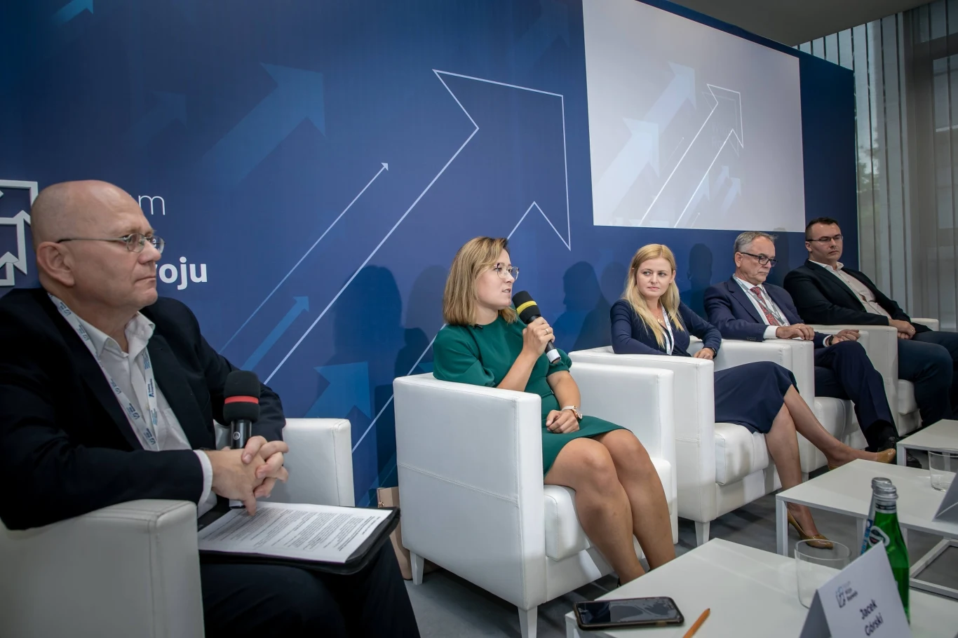 Debata "Społeczna odpowiedzialność w biznesie".