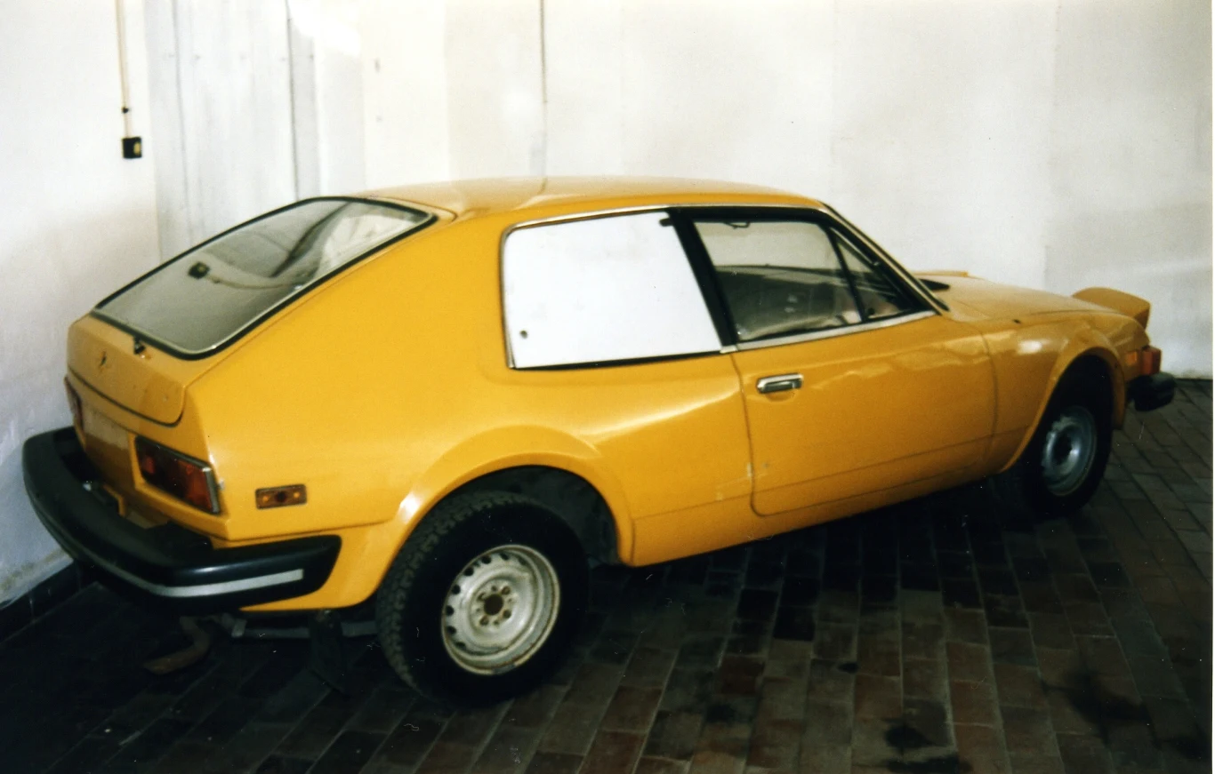 Samochód prototypowy FSO Ogar 1500 w zbiorach Muzeum Techniki w Warszawie. Fotografia z roku 2002. Samochód prototypowy FSO Ogar 1500 w zbiorach Muzeum Techniki w Warszawie. Fotografia z roku 2002.