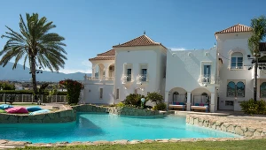 Wille gwiazd kina na sprzedaż. Kosztują miliony dolarów