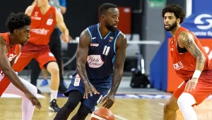 Jordon Varnado (z lewej) zdobył 21 punktów dla GTK Gliwice