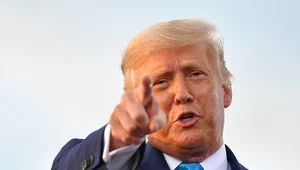 Donald Trump zapowiedział wcześniejsze wprowadzenie zapowiadanych sankcji uderzających w rosyjską gospodarkę