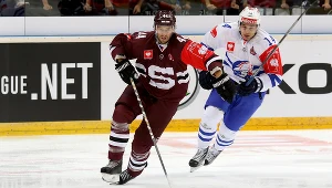 Ryan Glenn (z lewej)