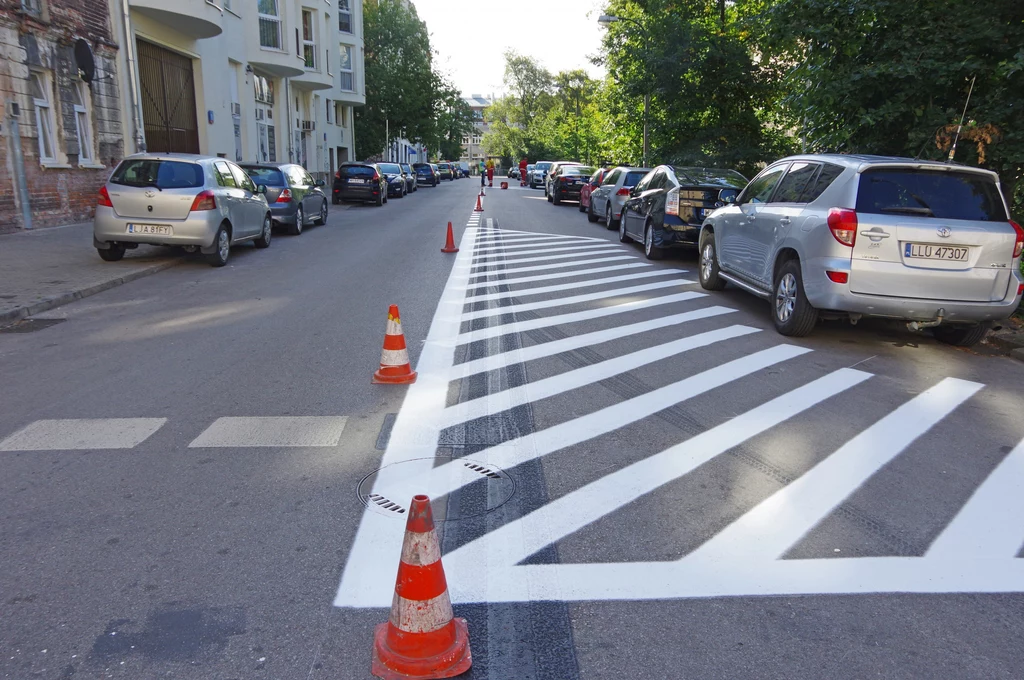 W żerowaniu na kierowcach Warszawa idzie śladem Krakowa