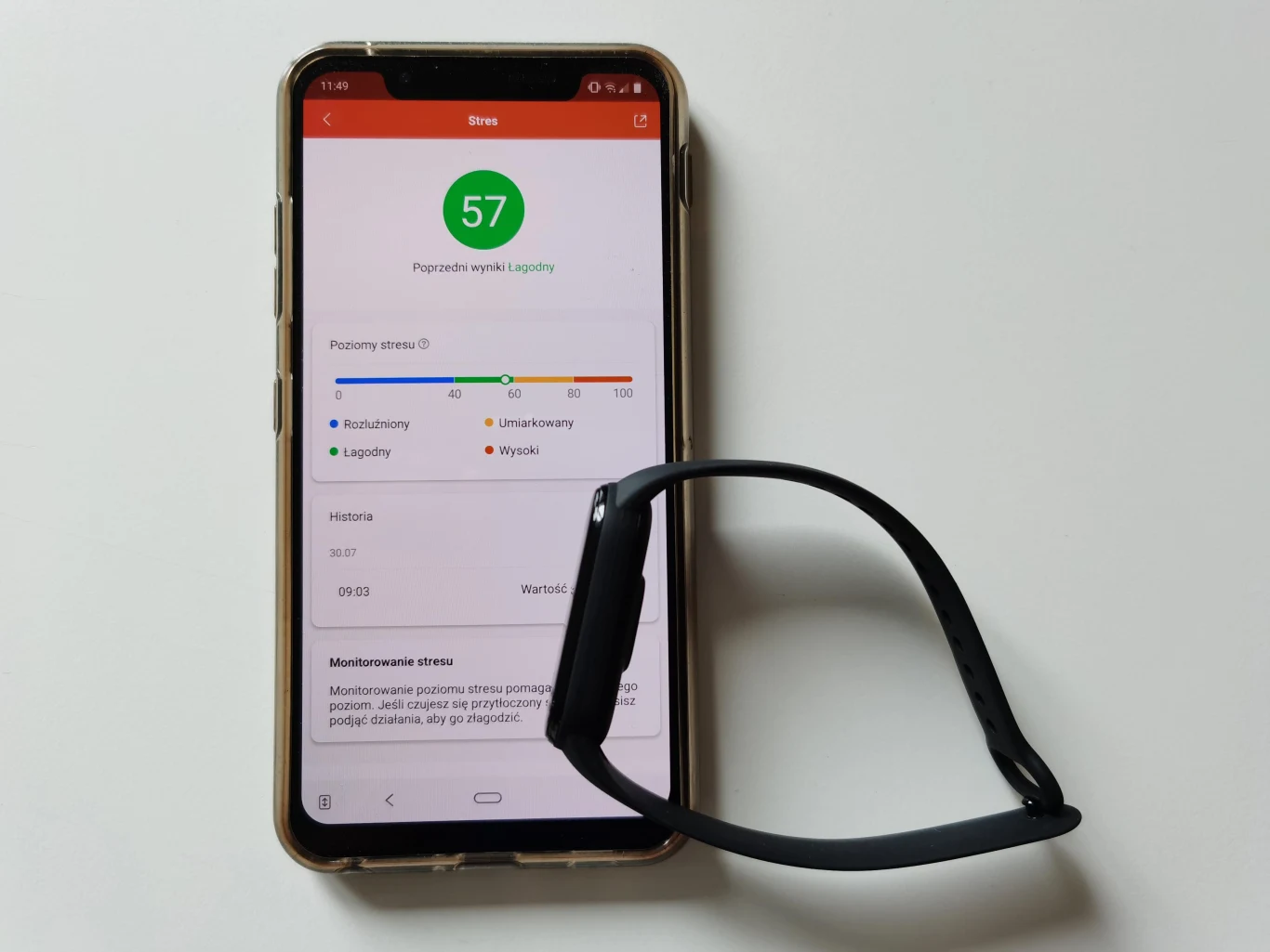 Tak wygląda ekran smartfonu po połączeniu się z aplikacją Mi Fit. Wybrana sekcja dotyczy informacji zebranych podczas badania poziomu stresu użytkownika. W momencie testów nadal nie mieliśmy dostępu do polskiego języka w menu opaski, ale aktualizacja uwzględniająca tę zmianę jest powoli wprowadzana w kolejnych urządzeniach. Tak wygląda ekran smartfonu po połączeniu się z aplikacją Mi Fit. Wybrana sekcja dotyczy informacji zebranych podczas badania poziomu stresu użytkownika. W momencie testów nadal nie mieliśmy dostępu do polskiego języka w menu opaski, ale aktualizacja uwzględniająca tę zmianę jest powoli wprowadzana w kolejnych urządzeniach.