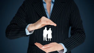 Przepisy nie chronią emerytów przed pętlą zadłużenia.