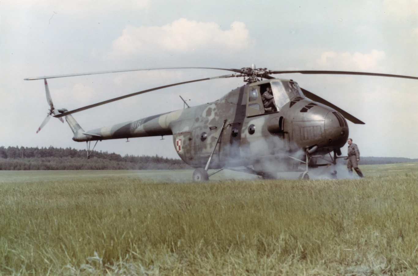 Mi-4 w czasie eksploatacji w polskim lotnictwie wojskowym Mi-4 w czasie eksploatacji w polskim lotnictwie wojskowym