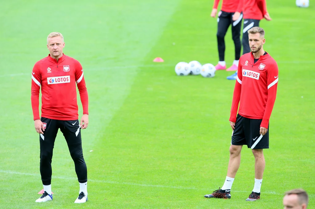 Paweł Bochniewicz (z prawej) i Kamil Glik Paweł Bochniewicz (z prawej) i Kamil Glik