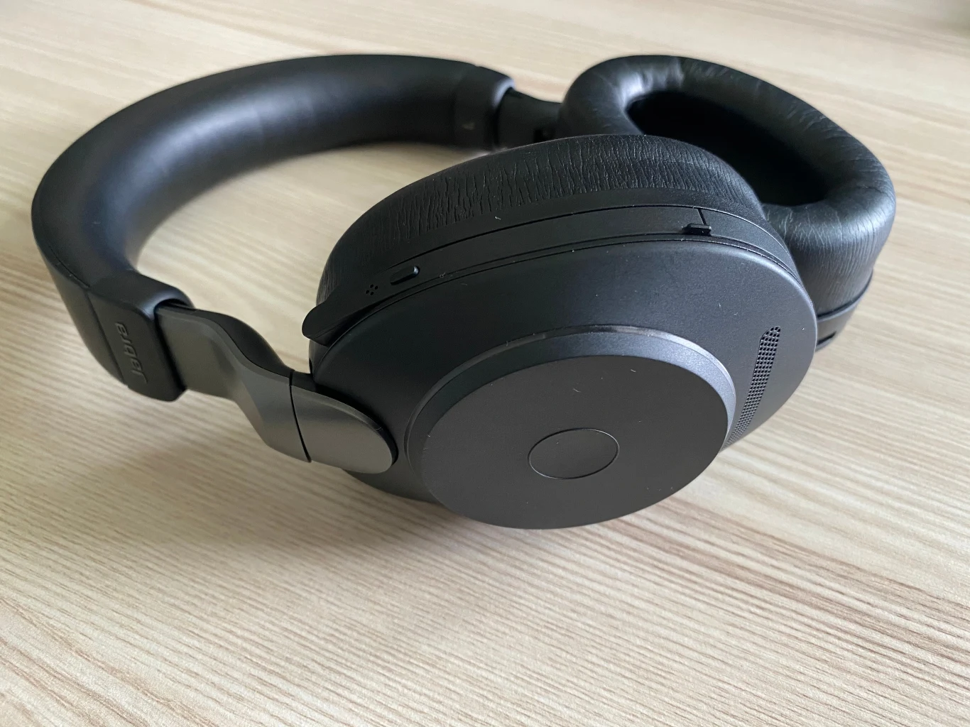 Jabra Evolve2 85 Jabra Evolve2 85