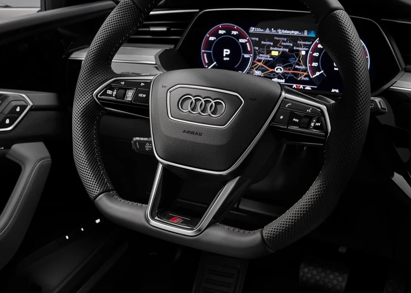 Audi e-tron S
