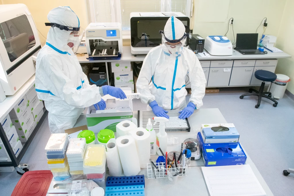 Mikrobiolog o czwartej fali epidemii Mikrobiolog o czwartej fali epidemii