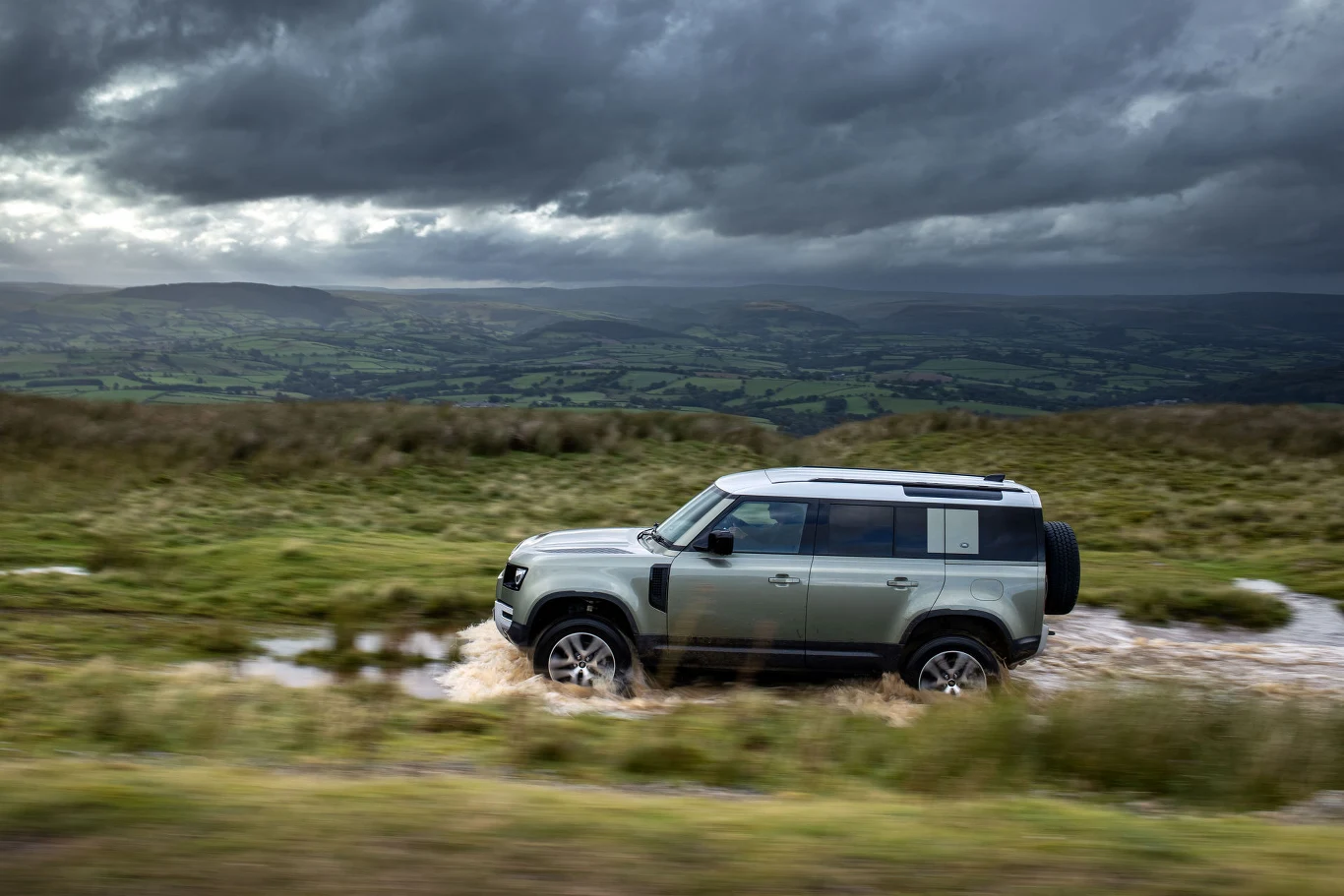 Land Rover Defender Land Rover Defender