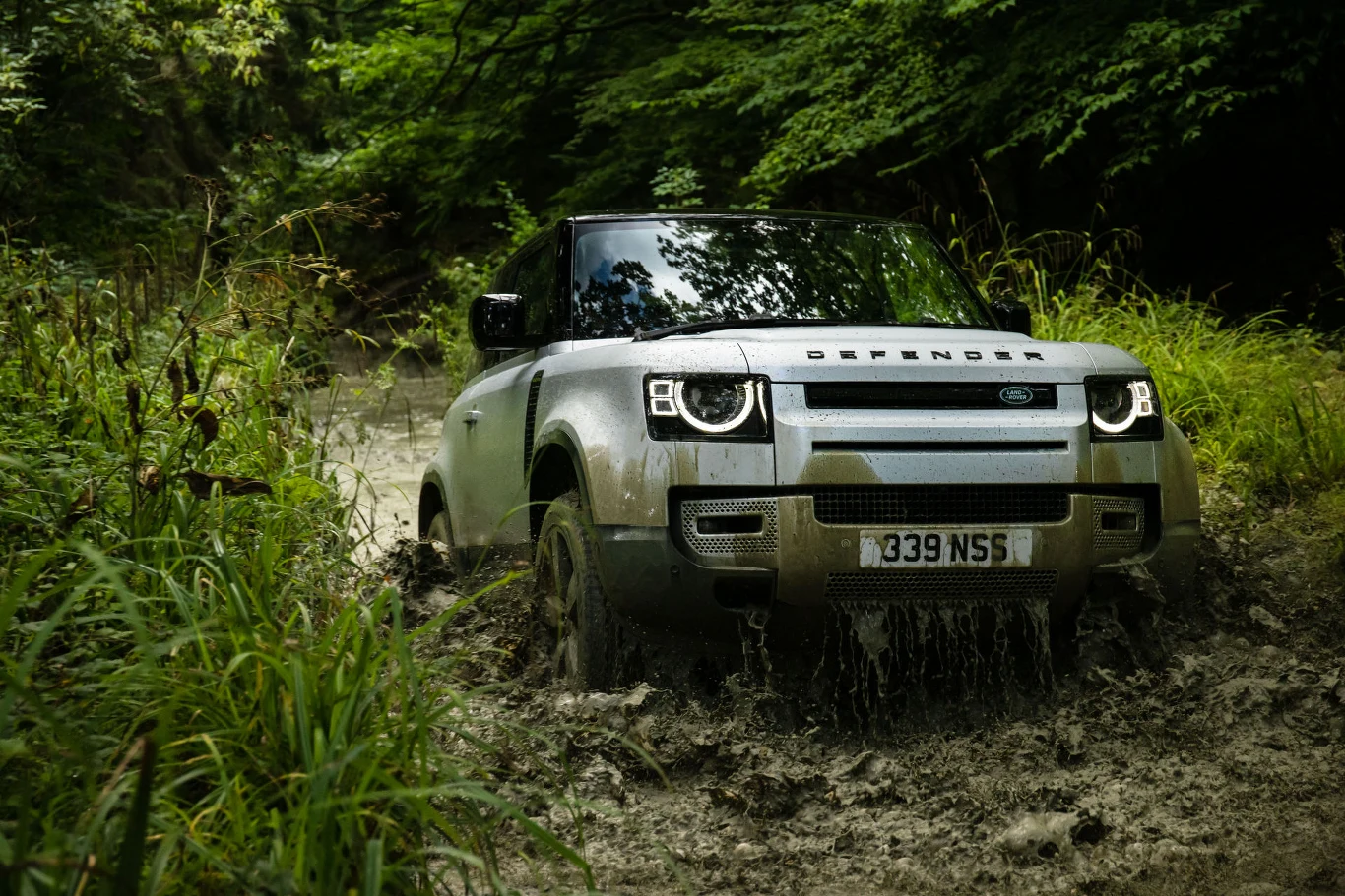 Land Rover Defender Land Rover Defender