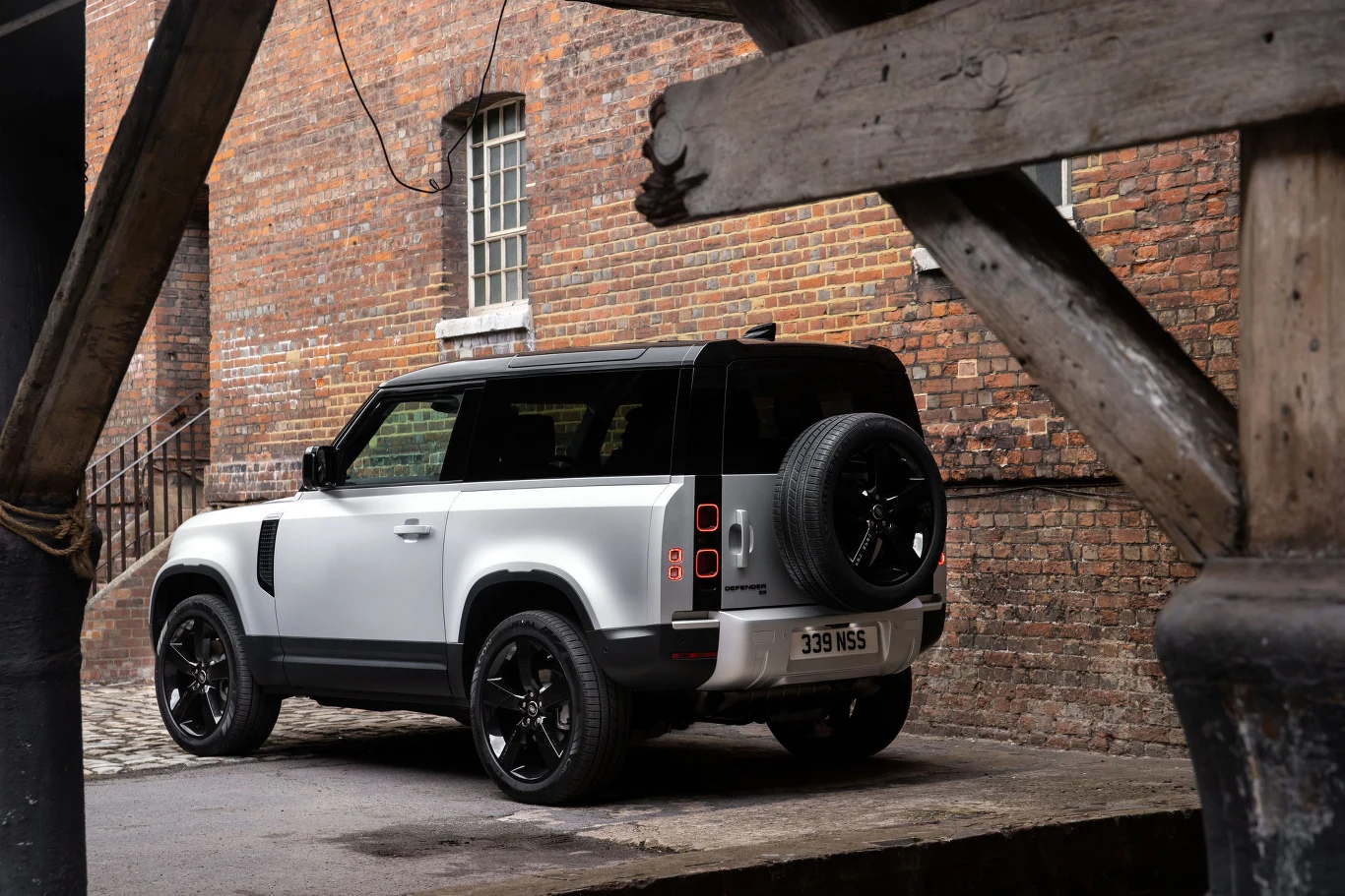 Land Rover Defender Land Rover Defender