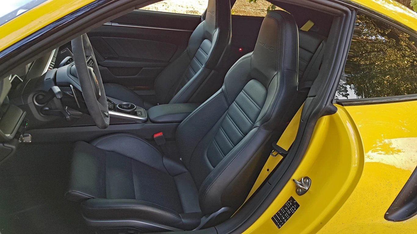 Porsche 911 Turbo S