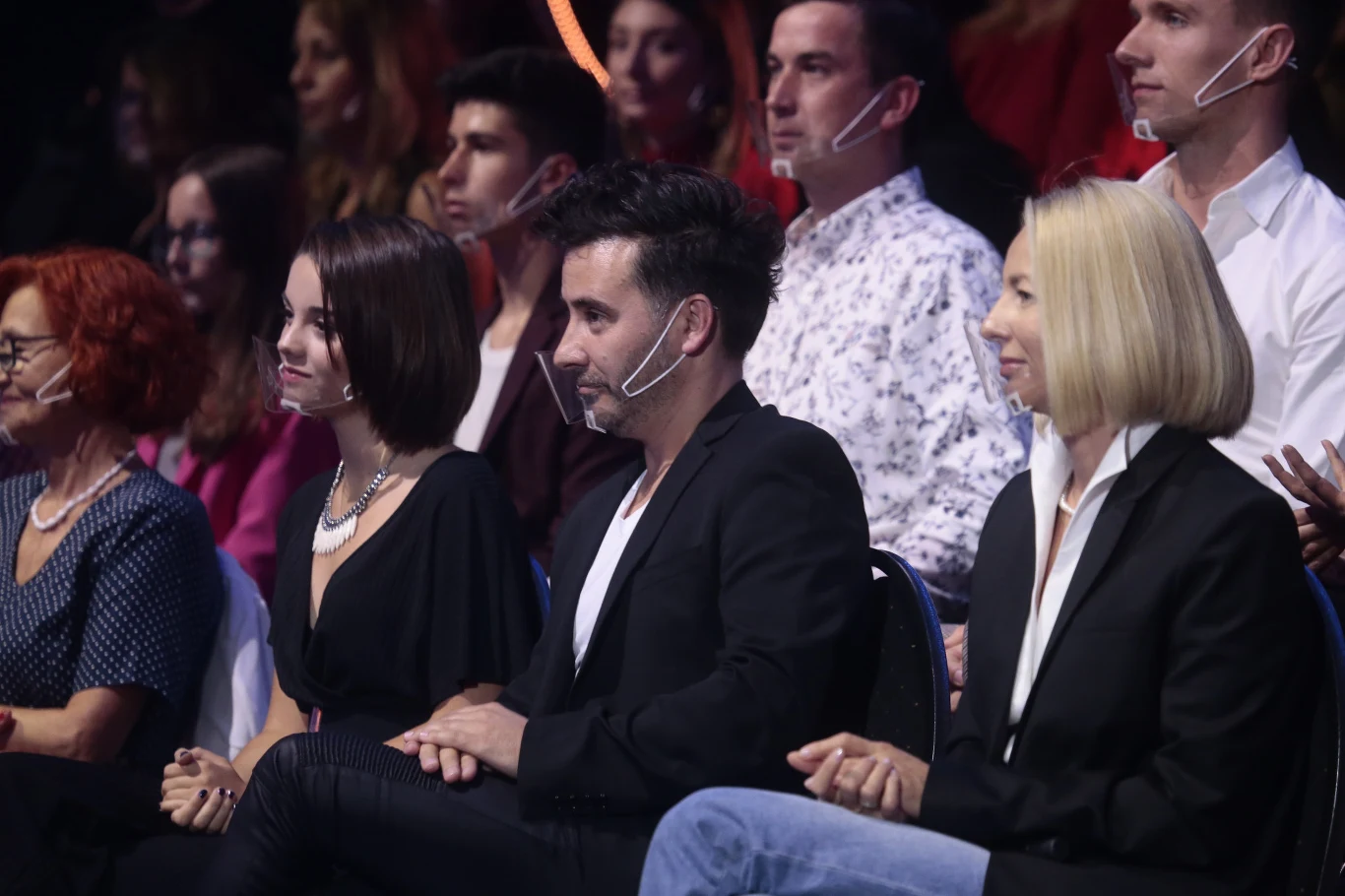 Rodzice Julii Wieniawy: Konrad Wieniawa-Narkiewicz, Marta Wieniawa-Narkiewicz Rodzice Julii Wieniawy: Konrad Wieniawa-Narkiewicz, Marta Wieniawa-Narkiewicz