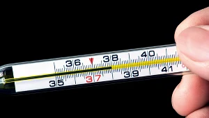 Rodzice oczekują stałego pomiaru temperatury ciała nauczycieli