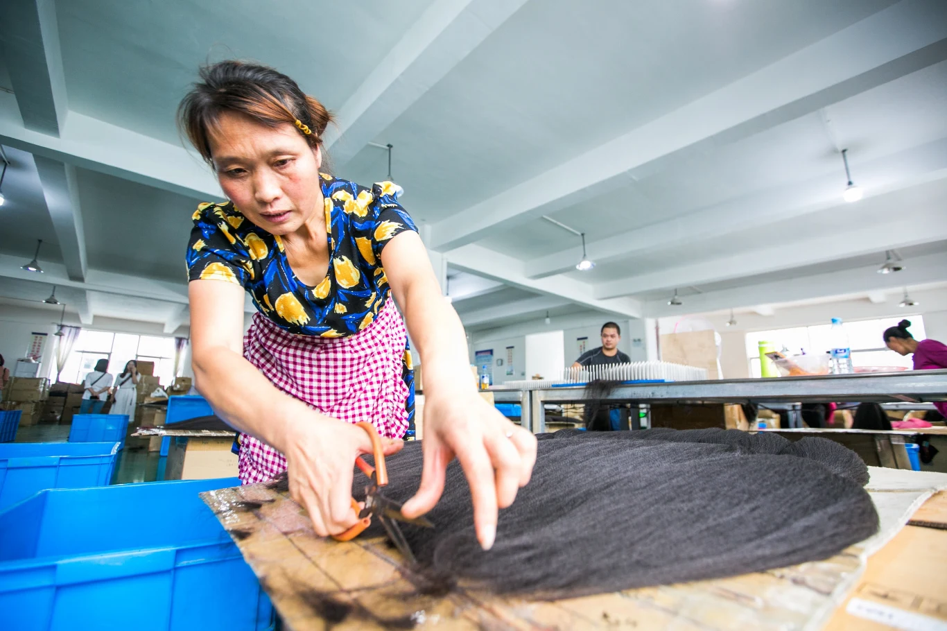 Chińska fabryka włosów w Bijie.