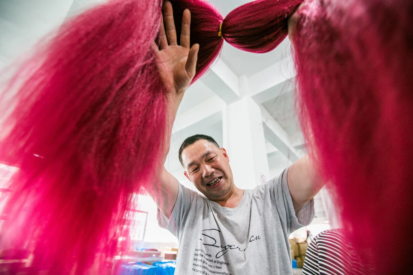 Chińska fabryka włosów w Bijie.