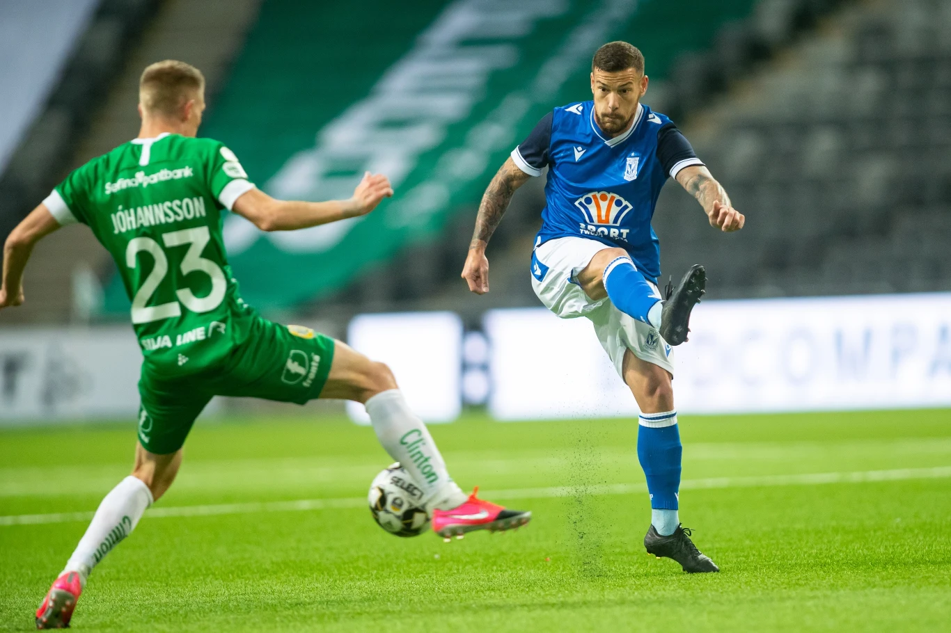 Pedro Tiba (z prawej) podczas meczu z Hammarby IF Pedro Tiba (z prawej) podczas meczu z Hammarby IF