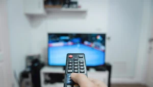 Do UOKiK napływają liczne skargi, w szczególności operatorów telewizyjnych