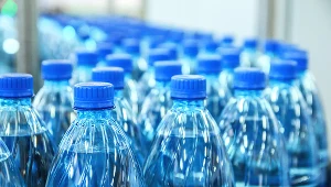 Kaucja zostanie doliczona m.in. do jednorazowych butelek z plastiku o pojemności do 3 litrów