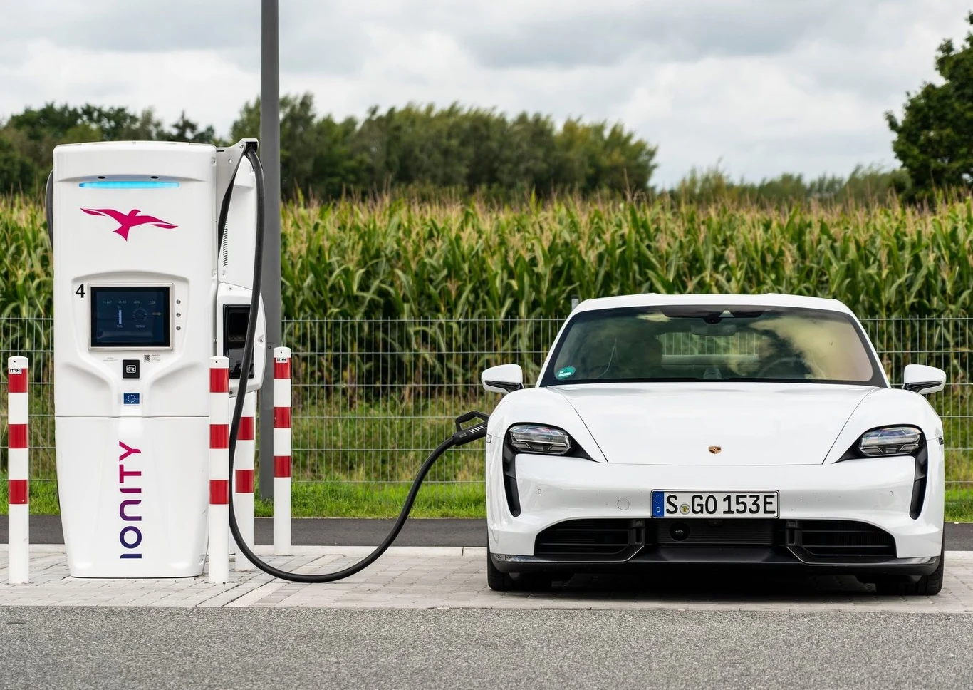 Porsche Tycan 