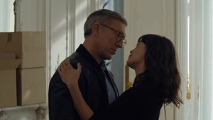 Vincent Cassel i Berenice Bejo w filmie "Małe szczęścia"