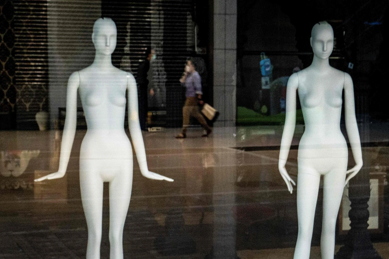 Sektor mody to jedna z największych, światowych branż. Zatrudnia ponad 70 mln osób, jego wartość przychodów w 2019 r. na ponad 2,5 bln dolarów