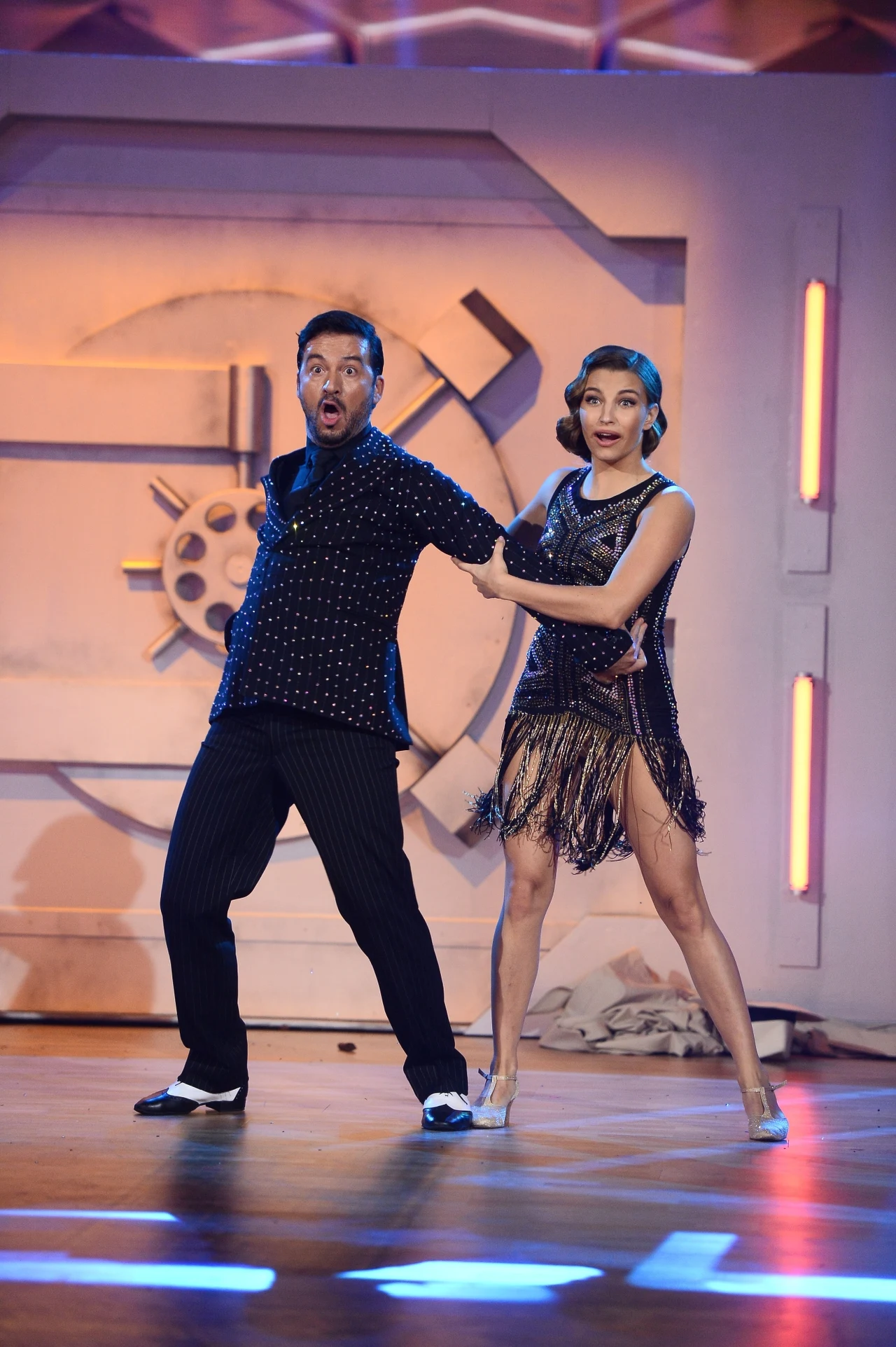 Julia Wieniawa i Stefano Terrazzino podczas 5. odcinku "Tańca z Gwiazdami"