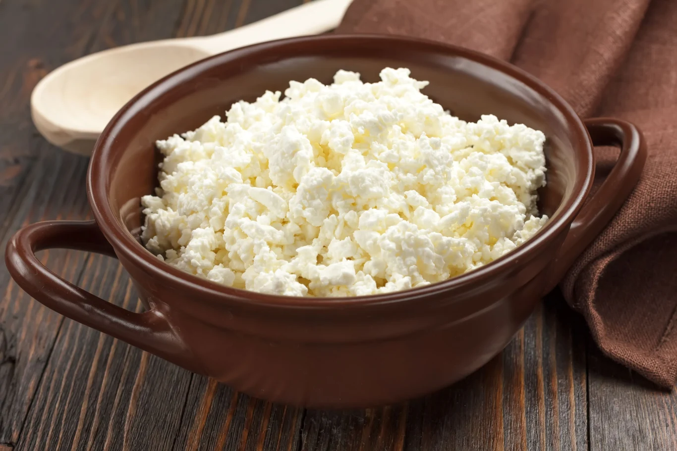 Potrzeba aż 1,5 kg twarogu dziennie, by zaspokoić zapotrzebowanie na wapń