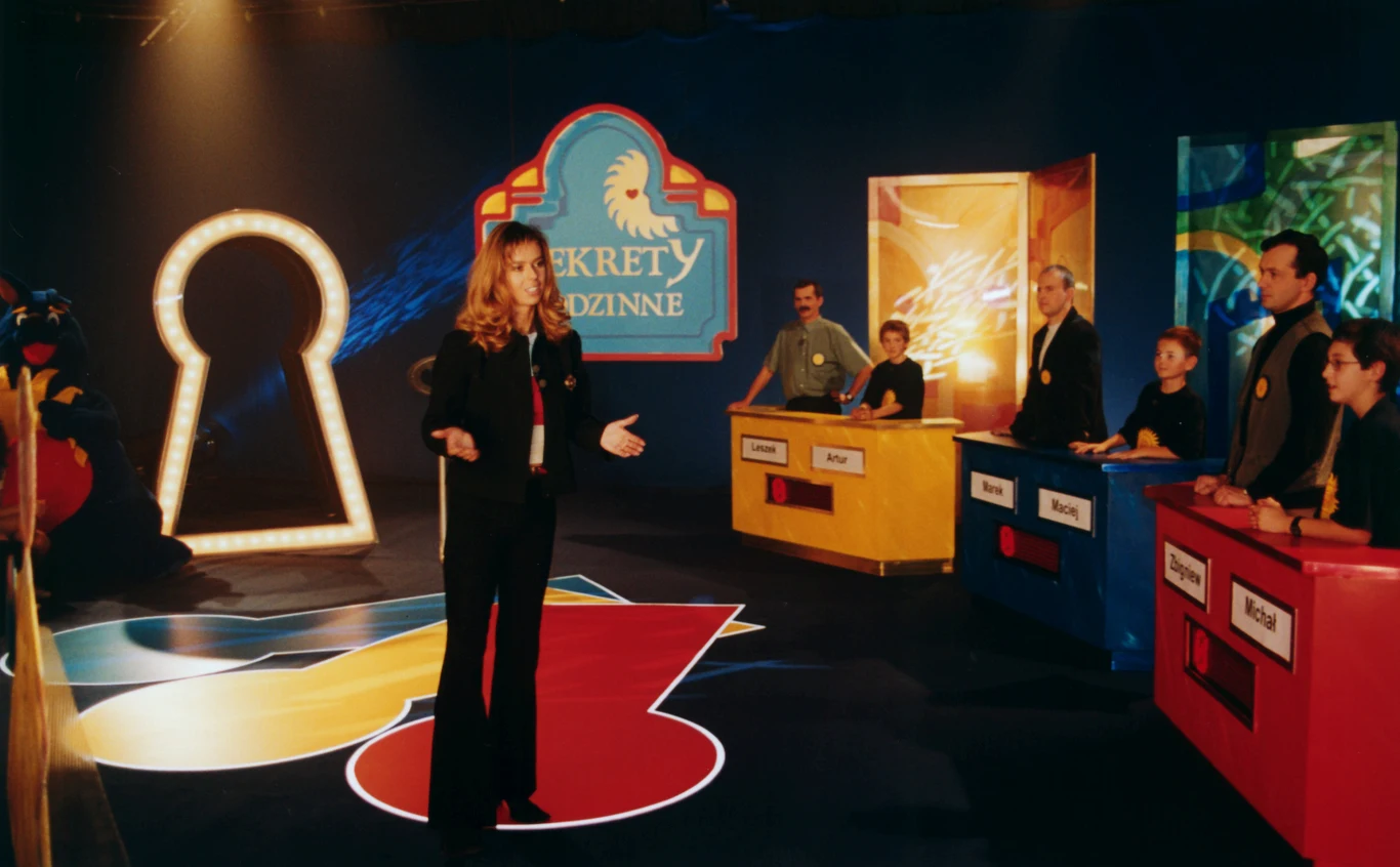 Elżbieta Zającówna ma także w swej karierze epizod telewizyjny. W latach 1999-2000 prowadziła program Polsatu "Sekrety rodzinne". Wspólnie z Piotrem Zeltem była także gospodynią show "Najzabawniejsze zwierzęta świata".