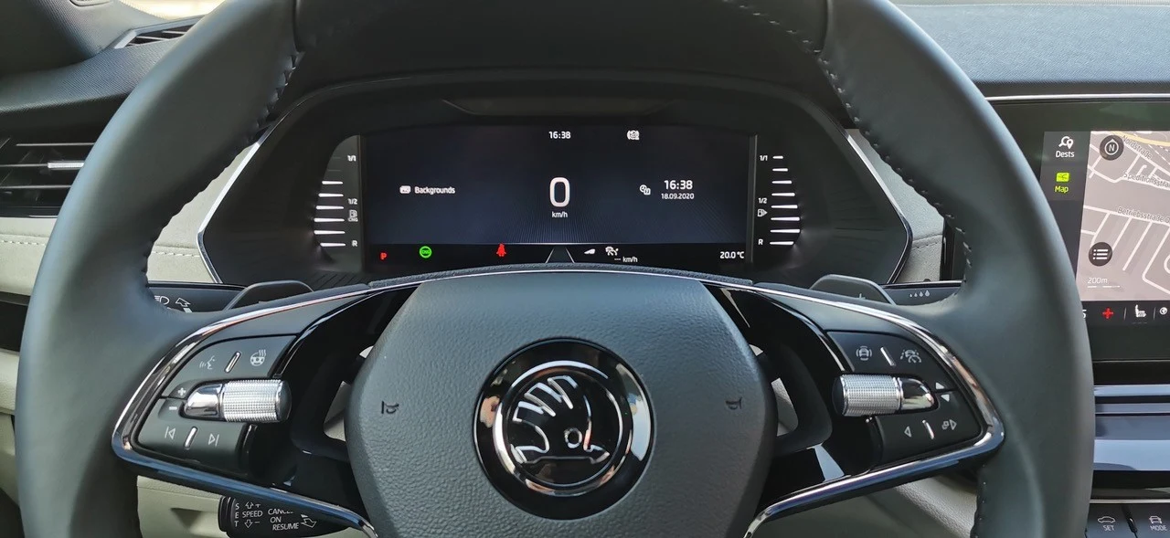 Hybrydowa skoda octavia