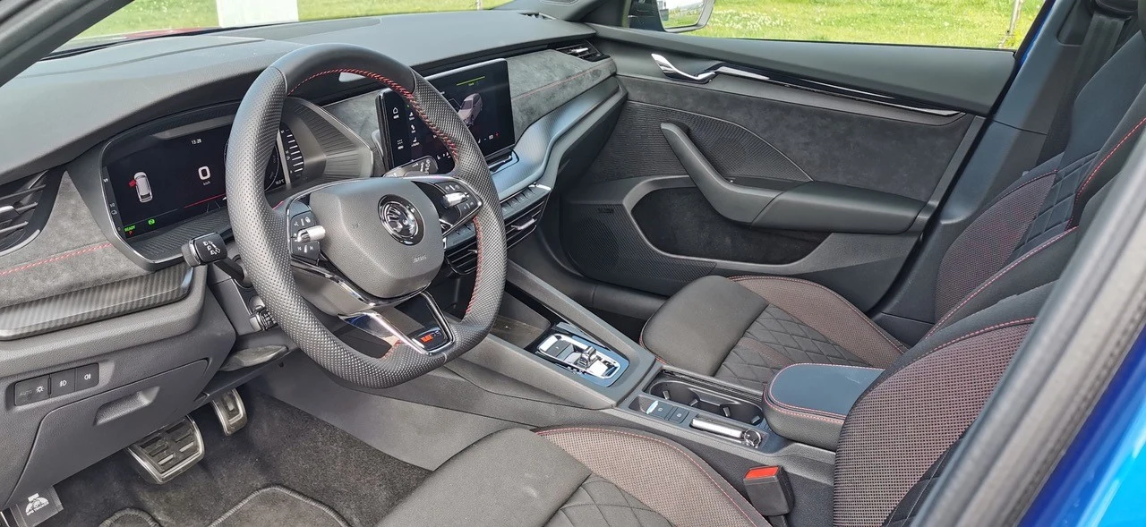 Hybrydowa skoda octavia