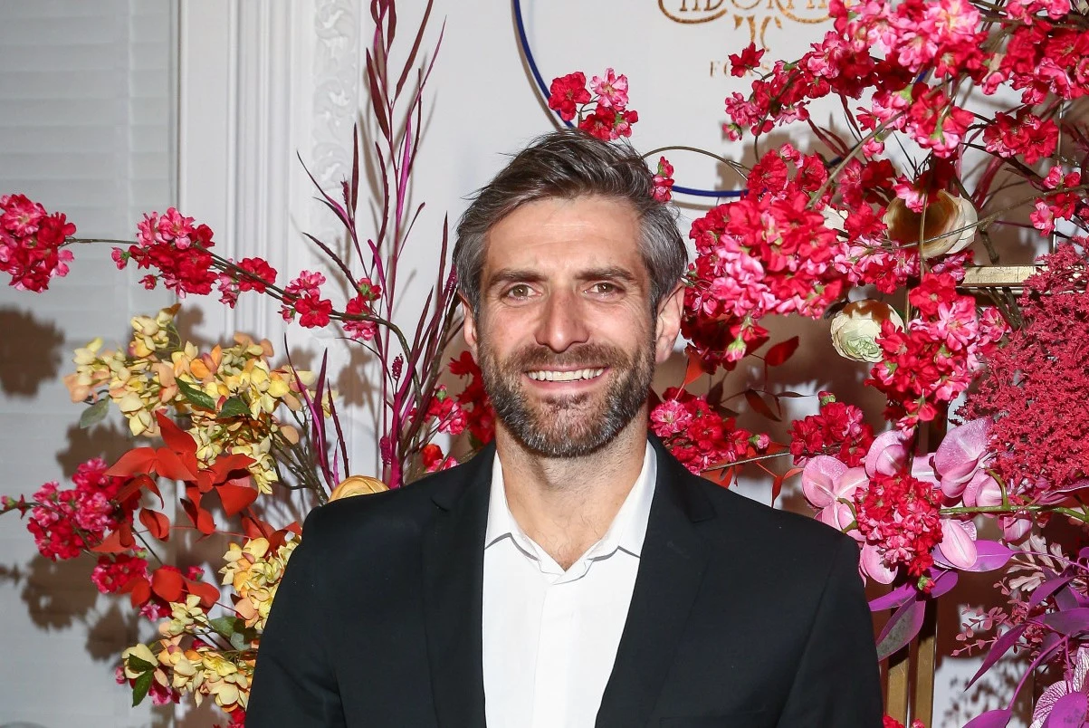 Maciej Dowbor powrócił do dawnej fryzury