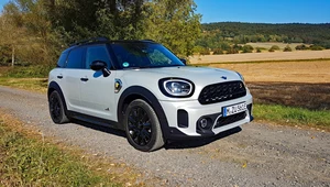 Mini Cooper SE Countryman – hybrydowa kosmetyka