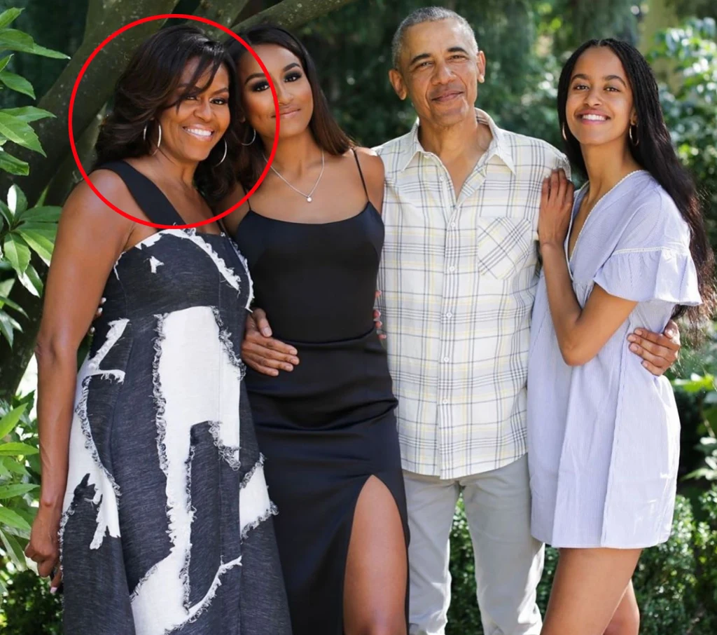 Michelle Obama i Barack Obama z córkami