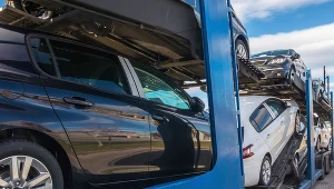 Akcyza na stare samochody to uderzenie całą branże samochodową 